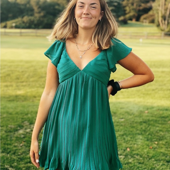 Lulus Amalfi Coast Green Pleated Flutter Sleeve Mini Dress - Picture 7 of 7